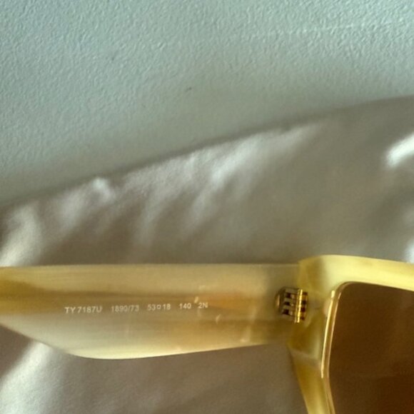 Tory Burch Kira Oversized Geometric Sunglasses main image 4